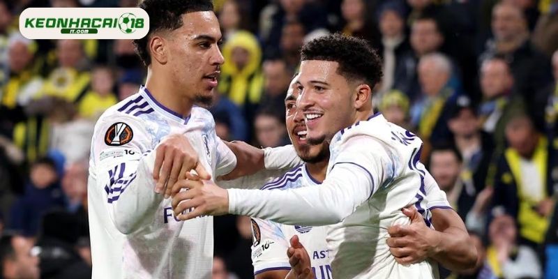 Soi kèo Panathinaikos vs AS Roma trong giải Europa League 2025/2026